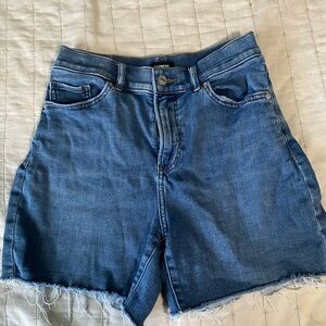 SIZE 6- High Waisted EXPRESS Jean Shorts